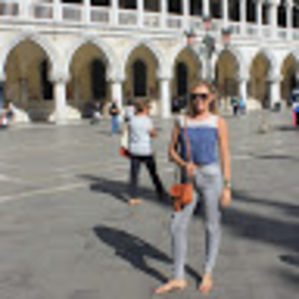 Meet your Posher, Natalia